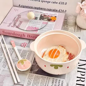 Cute ceramic soup bowl set with lid and spoon, large capacity for instant noodles and daily meals.