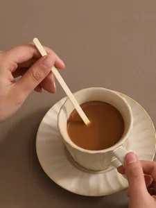 Wooden coffee stirring stick for hot drinks, disposable bamboo stirrer for milk tea and coffee.