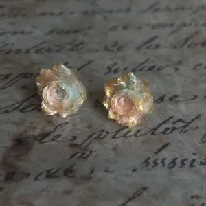 Exquisite multi-color mini rose stud earrings with gold foil edges, vintage style chic jewelry.