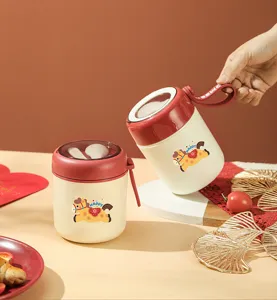 Insulated stainless steel breakfast cup with spoon portable oatmeal cup for office use