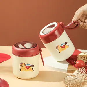Portable breakfast cup with spoon and lid, cute cartoon insulated oats cup for daily office use.