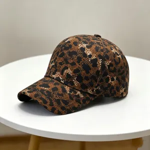 Modische Damen Baseball Cap mit Leopardenmuster, lässiger Streetwear Sonnenhut für Frühling.