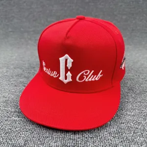 Gorra de béisbol hip-hop con visera plana roja y letras bordadas blancas Genius Club unisex