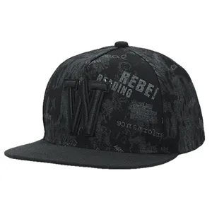 Black hip-hop baseball cap with flat brim, trendy embroidered letter W and cool streetwear printed design.