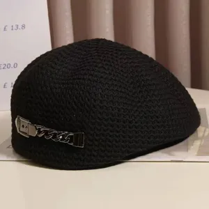 Printemps été noir béret en filet pour femme élégante chaîne métal casquette plate chic