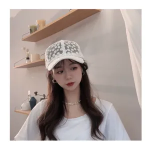 Details of sweet daisy embroidery lace baseball cap, breathable summer sun hat.