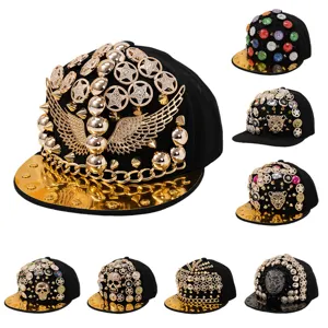 Cappello da Baseball con Visiera Piatta Stile Punk Unisex Cotone Nero Decorato in Metallo Pesante Cappello Hip Hop Protezione Solare