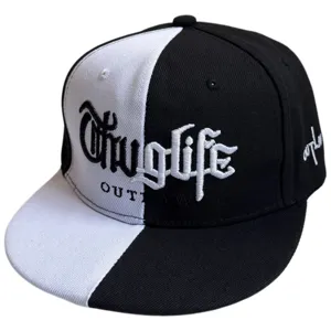 Gorra snapback hip hop negra y blanca con bordado genial en la parte delantera para estilo diario.