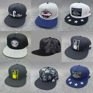 Gorra de Béisbol de Ala Plana Hip Hop Unisex Streetwear Sombrero Snapback Ajustable Letra Bordada Gorra de Estilo Callejero