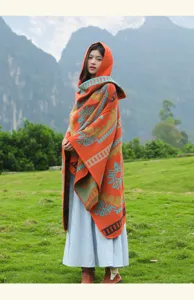 Ethnic style hooded cloak, perfect for travel and outdoor photography. Warm and cozy.