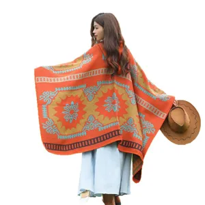 Retro ethnic style hooded poncho cape, ideal for travel photography and daily warm wear.