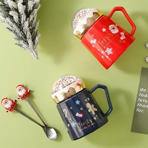 Kerst keramische mok met deksel en lepel, feestelijke koffiemok cadeauset voor feest.