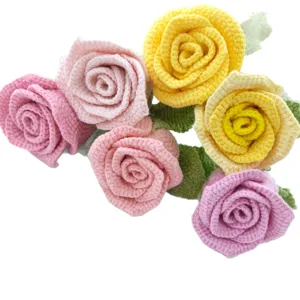 Handmade crochet rose bouquet finished flowers knitted gifts for Valentine Day home decor.