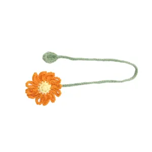 Handmade crochet flower bookmark cute knitted yarn page marker for reading gift accessories.