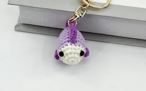 Portachiavi carino pesce di mare all'uncinetto fatto a mano, adorabile ciondolo borsa lana.