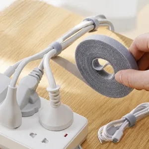 Rotolo Organizer per Cavi in Fibra di Viscosa Nastro in Velcro Fascetta per la Gestione dei Cavi Per Scrivania Ufficio Domestico Archiviazione Fili