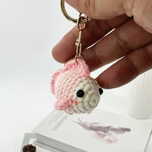 Portachiavi pesce rosa carino fatto a mano all'uncinetto ciondolo borsa a maglia
