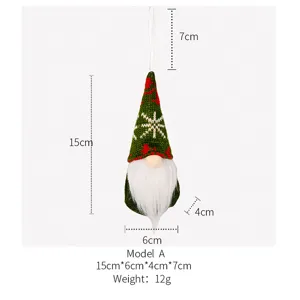 Ornamento appeso in peluche gnomo di Natale con cappello lavorato a maglia per decorazioni.