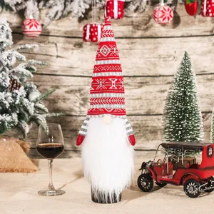 Copertura per bottiglia di vino gnomo di Natale cappello lavorato a maglia rosso bianco