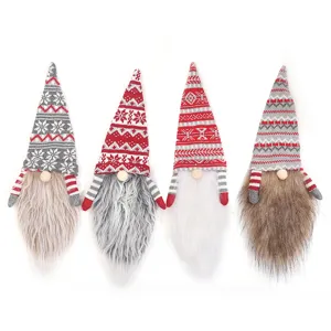 Copribottiglia di vino gnomo di Natale, bambola di peluche senza volto con cappello lavorato.