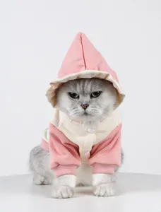 Bonita sudadera con capucha rosa y crema para mascotas con volantes para gatos y perros pequeños.