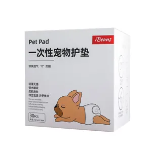 Wegwerp huisdier mat voor honden en katten, absorberende en zachte puppy plasmat in doos.