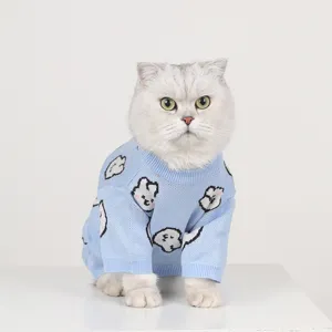 Suéter de punto azul para mascotas gatos y perros con bonito diseño de conejito calentito.