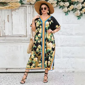 Boho floral print maxi dress scene view, loose vacation resort wear kaftan detail style.