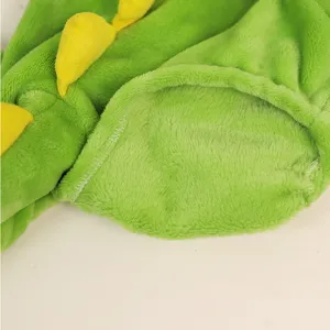 Green flannel dinosaur pet pajamas four-legged onesie for cats and dogs, autumn and winter.