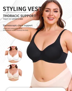 Dettaglio in primo piano del reggiseno sportivo wireless taglie forti con supporto.