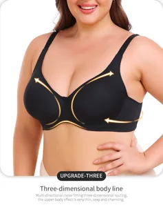 Vista dettagliata del reggiseno nero taglia forte senza ferretto con modellatura 3D e comfort.