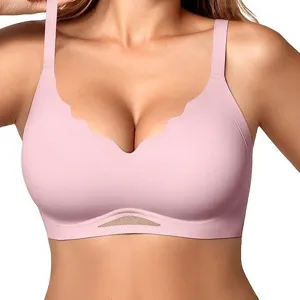 Seamless plus size wireless bra with scalloped edge for women, supportive and comfortable.