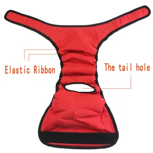 Mutandine sanitarie rosse per cani con foro per coda e nastro elastico fisiologico.