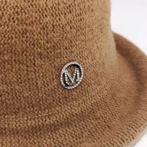 Women winter wool bucket hat warm vintage dome hat with rhinestone M metal badge.