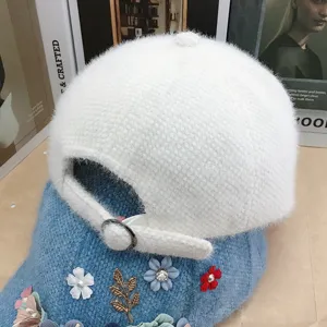 Cappello da baseball in peluche caldo e spesso da donna autunno inverno strass fiori