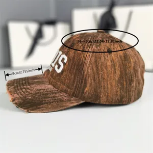 Casquette de baseball rétro usée et délavée avec visière incurvée pour hommes et femmes.