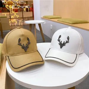 Élégante casquette de baseball strass bois de cerf femme, chapeau de soleil tendance et chic.