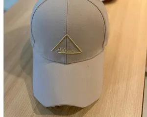 Beige baseball cap for men and women, trendy streetwear embroidered curved brim sun hat for summer.
