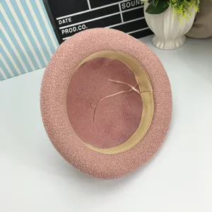 Rosa geflochtener Stroh-Eimerhut mit Innenband, vintage Sommer Sonnenschutz Strandhut.