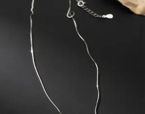 S925 Sterlingsilber Boxkette Halskette Detailansicht zartes minimalistisches Schmuckstueck