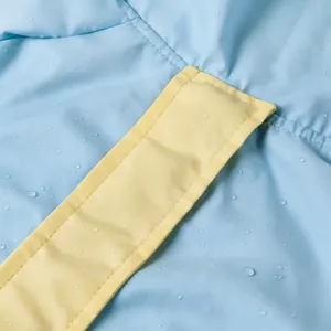 Wasserdichter Hunderegenmantel Stoff aus hochdichtem Polyester Taffeta Haustierbekleidung