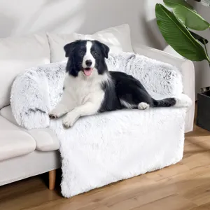 Weisser Pluesch Hunde Sofabezug flauschige Haustier Matte Moebel Schutz fuer Couch.