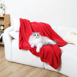 Thickened flannel pet blanket winter warm dog sofa mat waterproof large dog pet fleece blanket