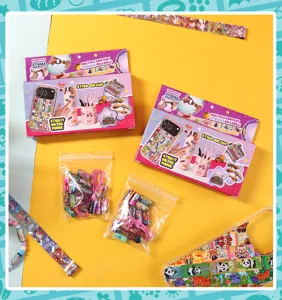 Bambini fai da te adesivo braccialetto giocattolo set con adesivi in rotolo vista dettagliata