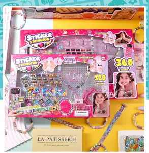 Kit per braccialetti adesivi fai da te per bambini con perline colorate e rotoli.