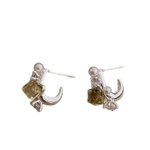 Korean style chic colorful crystal pearl earrings, unique niche design fashion jewelry.