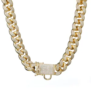 18mm iced out Cuban link dog collar gold brass heavy pet chain luxury accessory detail
