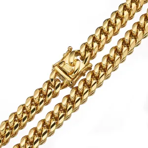 Gold Cuban Link Chain Necklace Stainless Steel Hip Hop Men Jewelry Detail Closeup Shot
