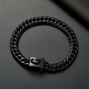 Close-up detail of the 16mm heavy stainless steel Cuban link chain, sleek black finish.