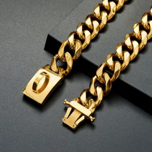 Close up view of 19mm gold stainless steel heavy Cuban link pet dog collar secure metal clasp detail